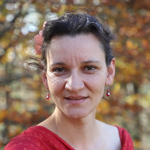 Speaker - Josianne Hosner von Quittenduft
